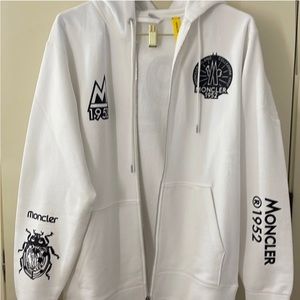 Moncler white zip up 1952 Logo hoodie size xl